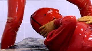 This large amateur cam girl has some very big boobs